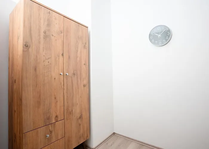 Livemore24 - Space In Wlan - Smart-tv - 24-7 Check-in Und Kueche Apartment