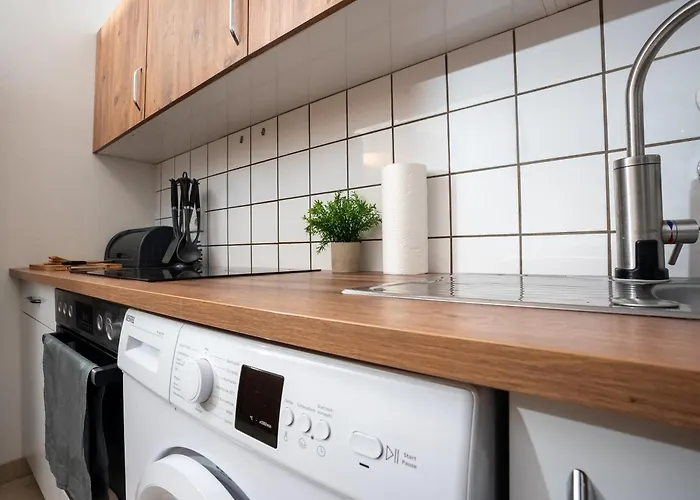 Livemore24 - Space In Wlan - Smart-tv - 24-7 Check-in Und Kueche Apartment *